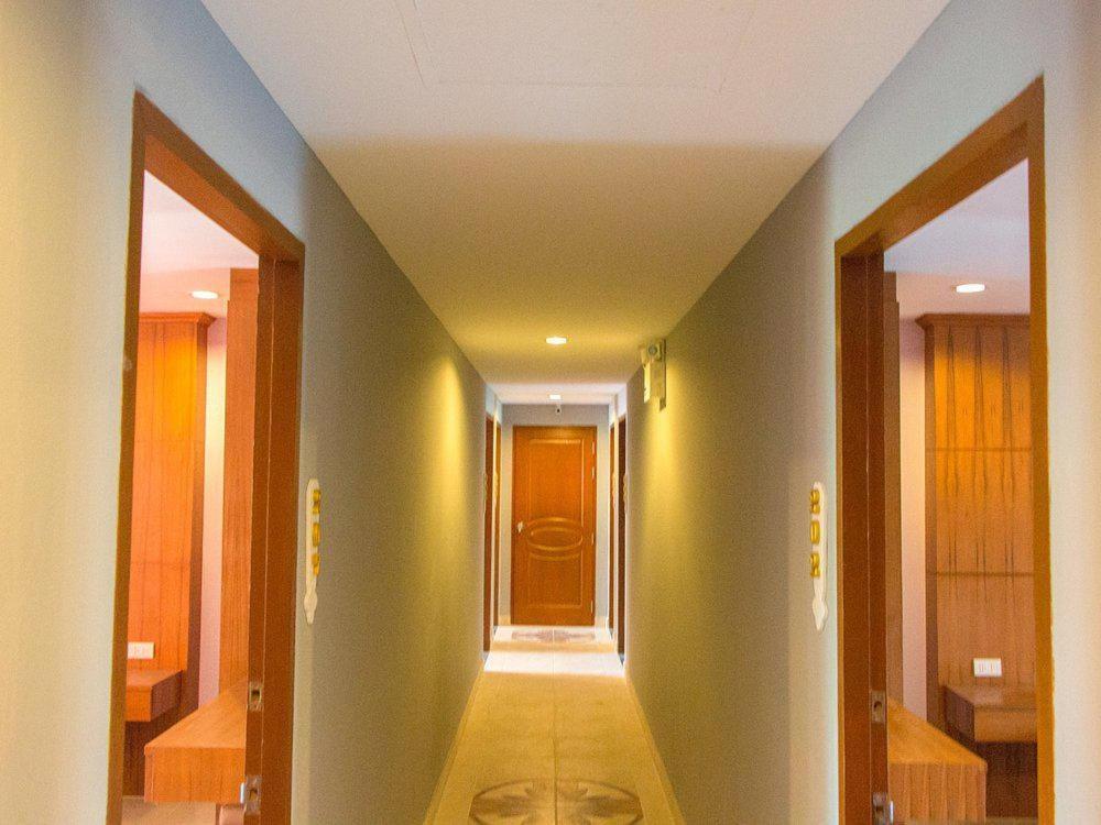 Lucky Inn Residency Pattaya Extérieur photo