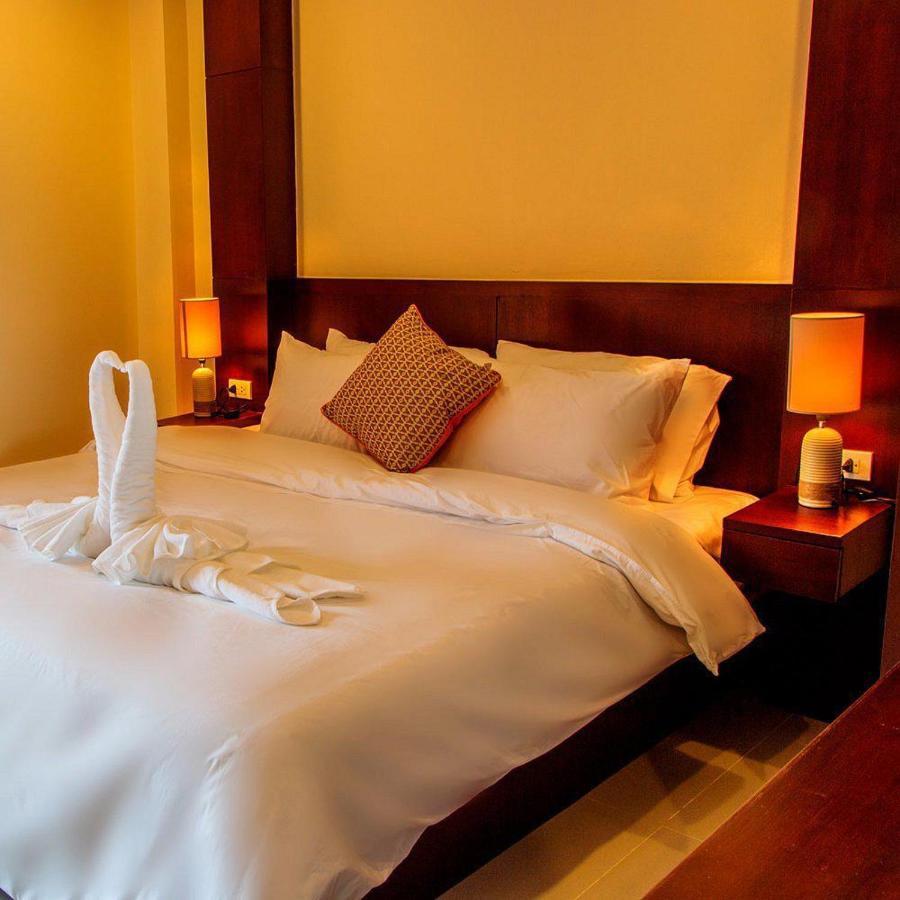 Lucky Inn Residency Pattaya Extérieur photo